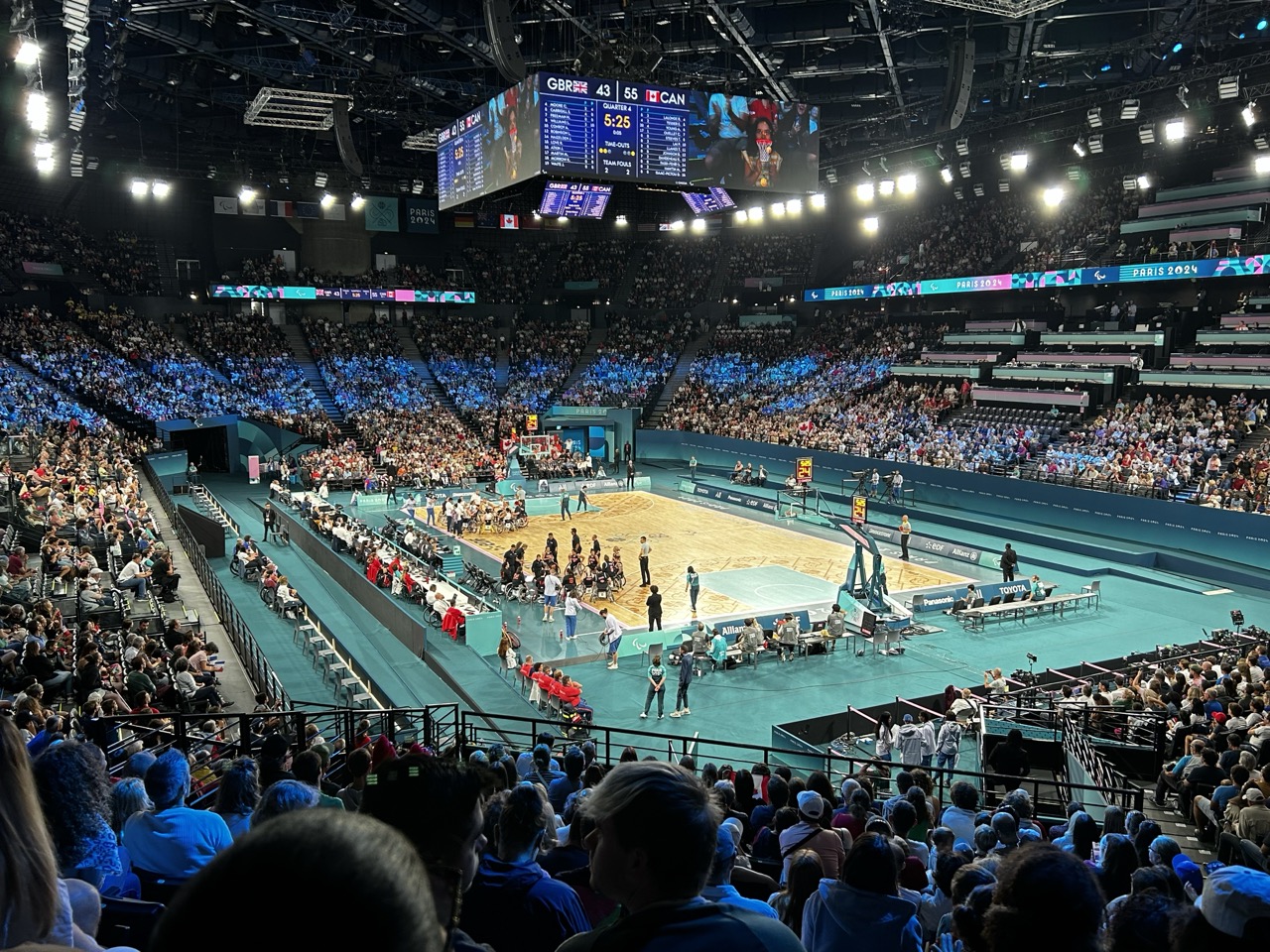 An image of the Bercy Arena during one of the games